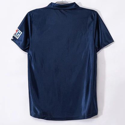 PSG Home 2001-02